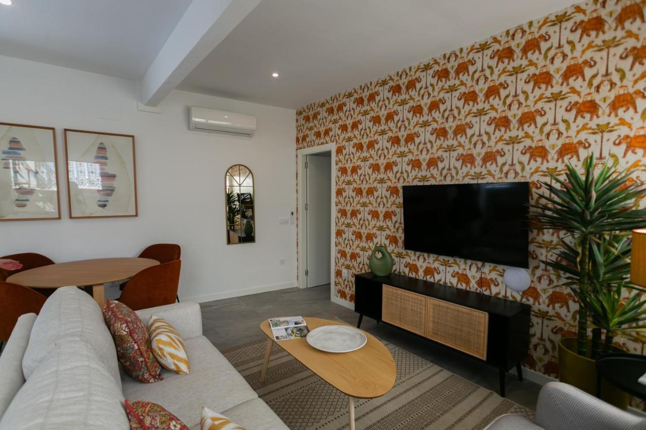 Lujoso Apartamento Con Piscina Compartida 1 Севилья Экстерьер фото