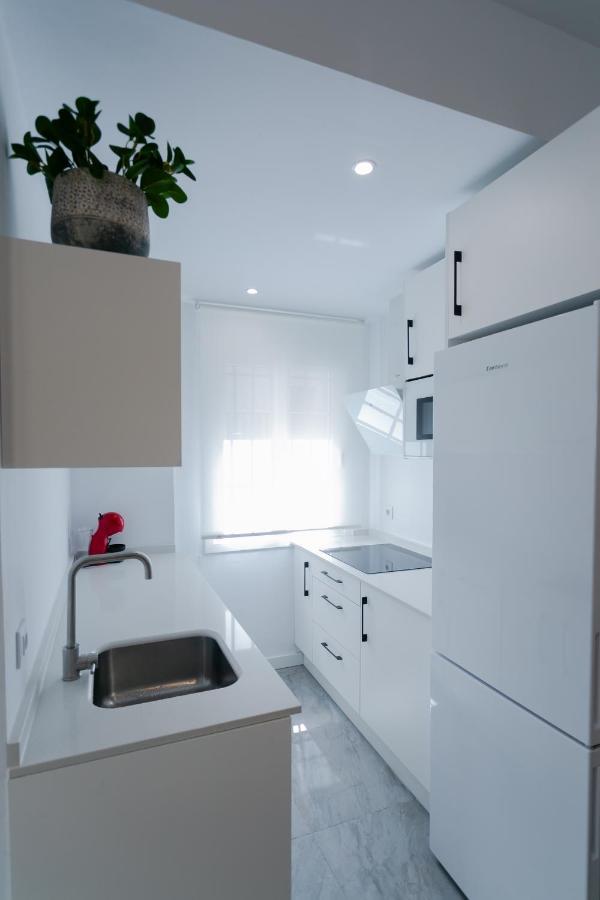 Lujoso Apartamento Con Piscina Compartida 1 Севилья Экстерьер фото